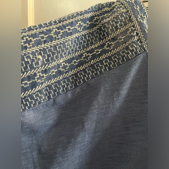 Beautiful light blue shirt with lace design on sleeves - Picture 3 of 5